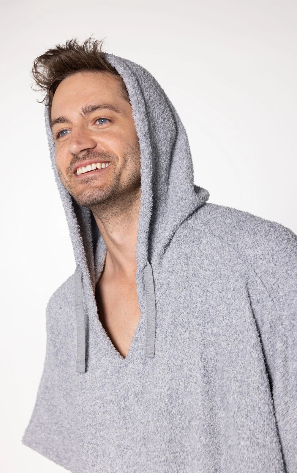 Cozy Escape Wearable Blanket - Image 10