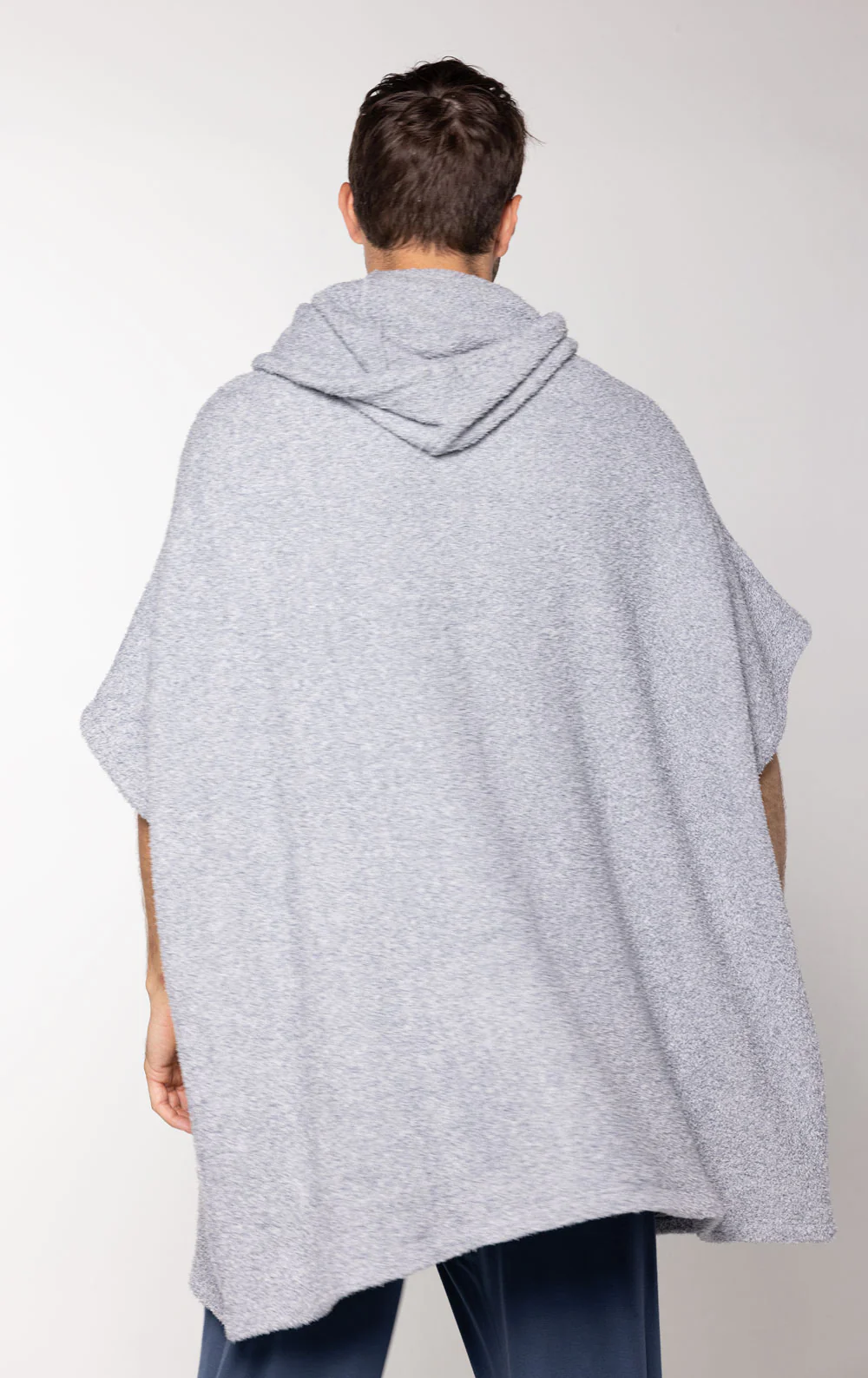 Cozy Escape Wearable Blanket - Image 12