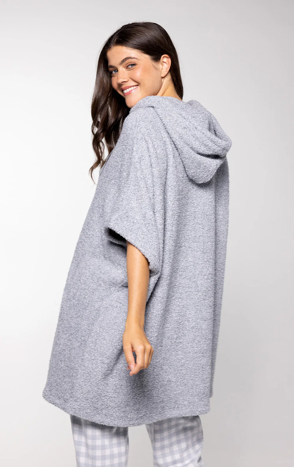 Cozy Escape Wearable Blanket - Image 6