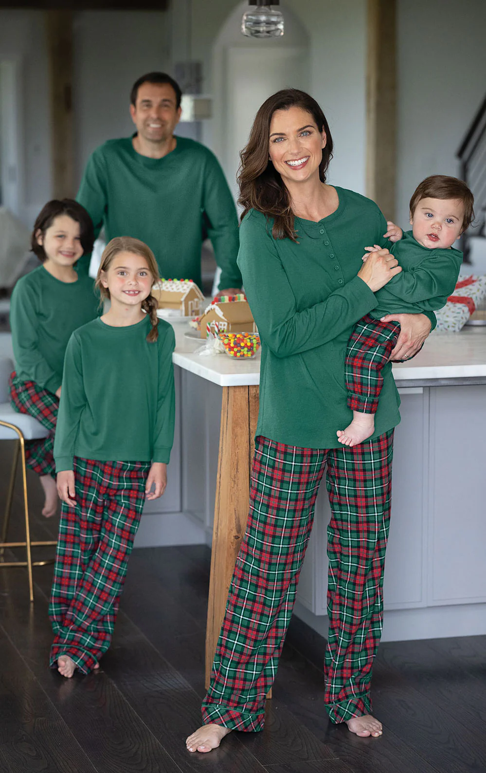 Christmas Plaid Matching Family Pajamas - Image 3