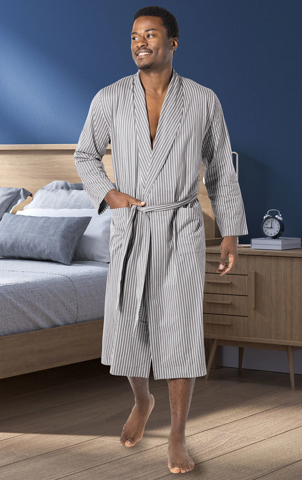 Classic Stripe Men's Robe - Image 3