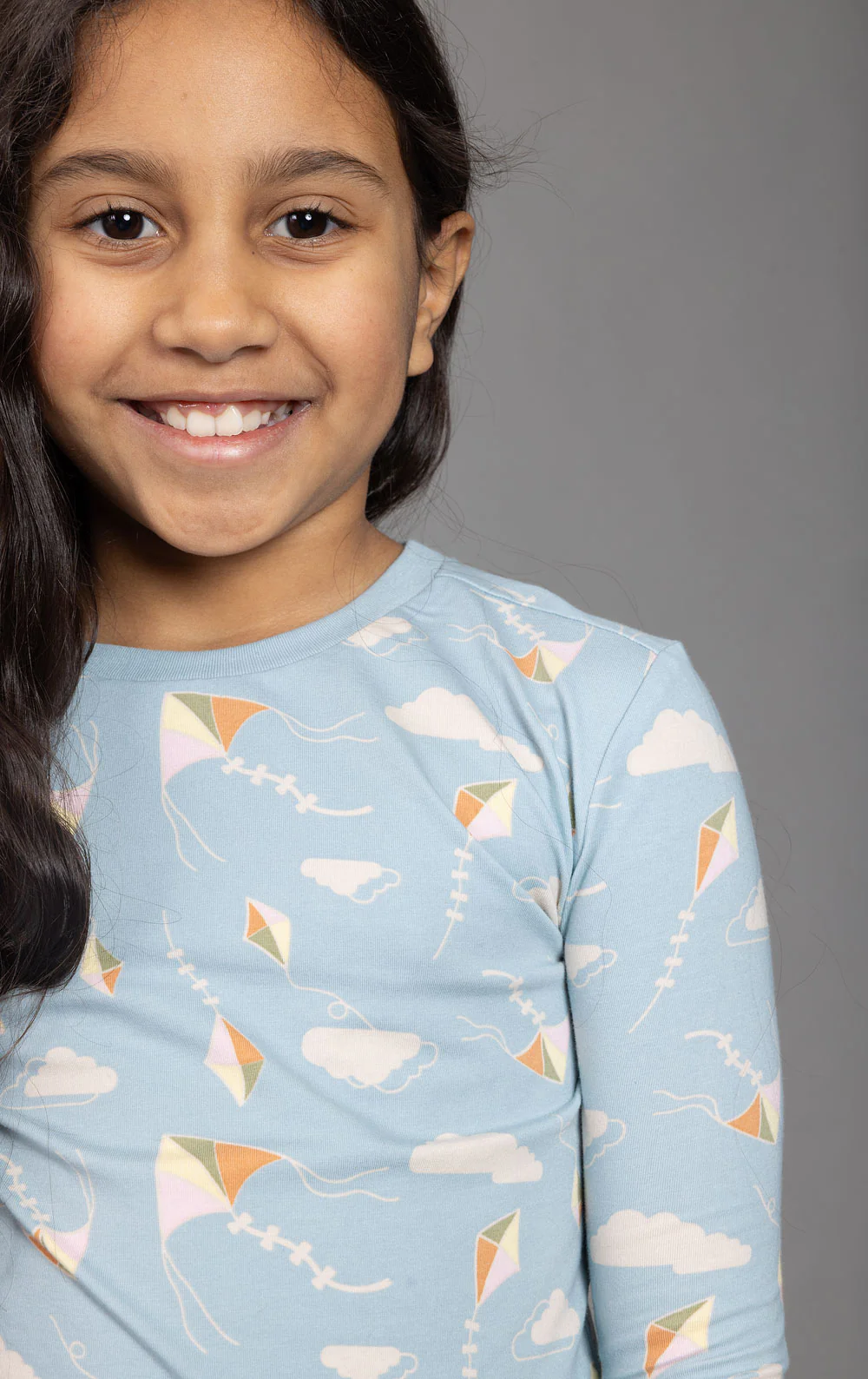 Dreamy Kites Unisex Kids Pajamas - Image 7