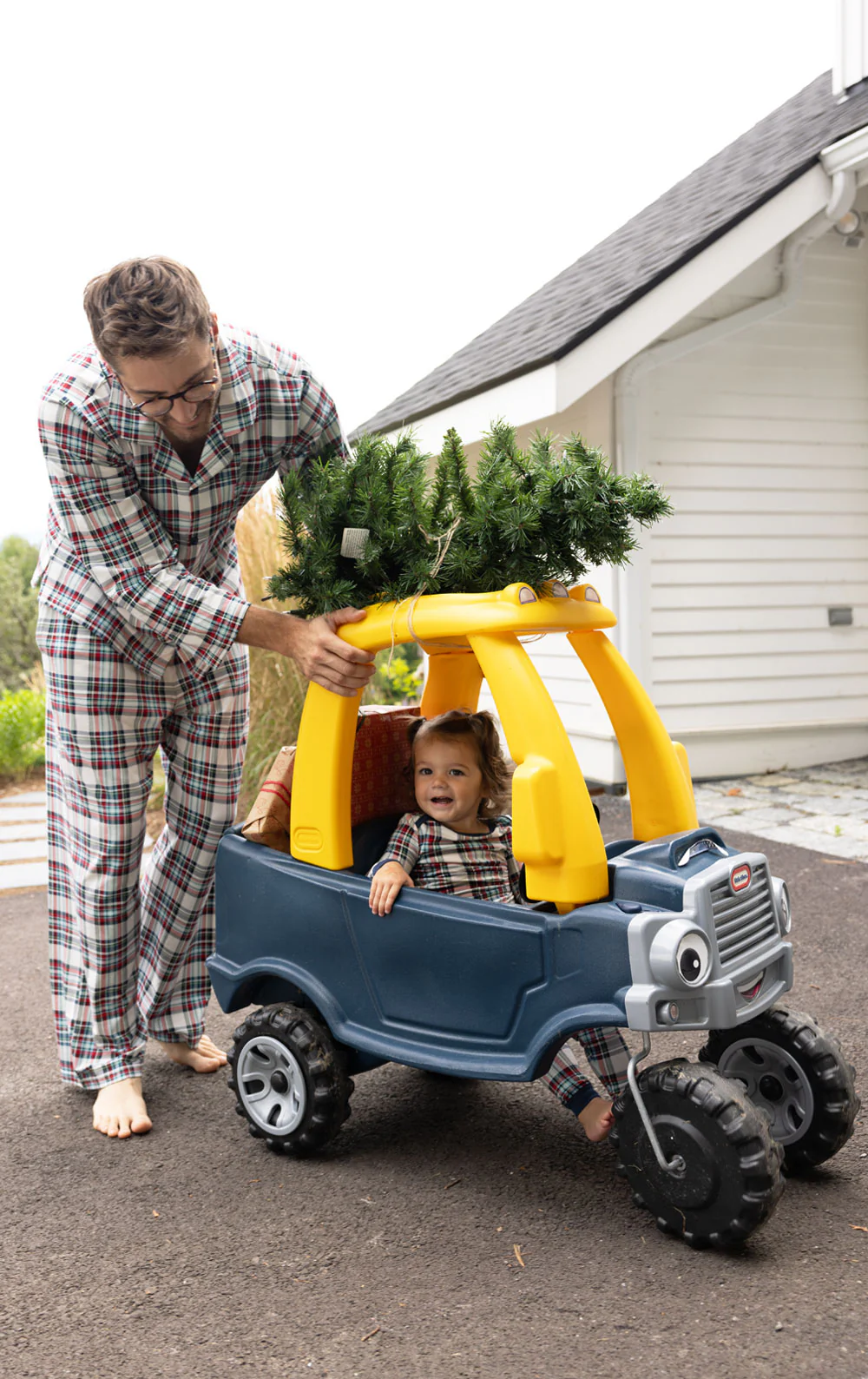 Farrell Plaid Matching Family Pajamas - Image 4