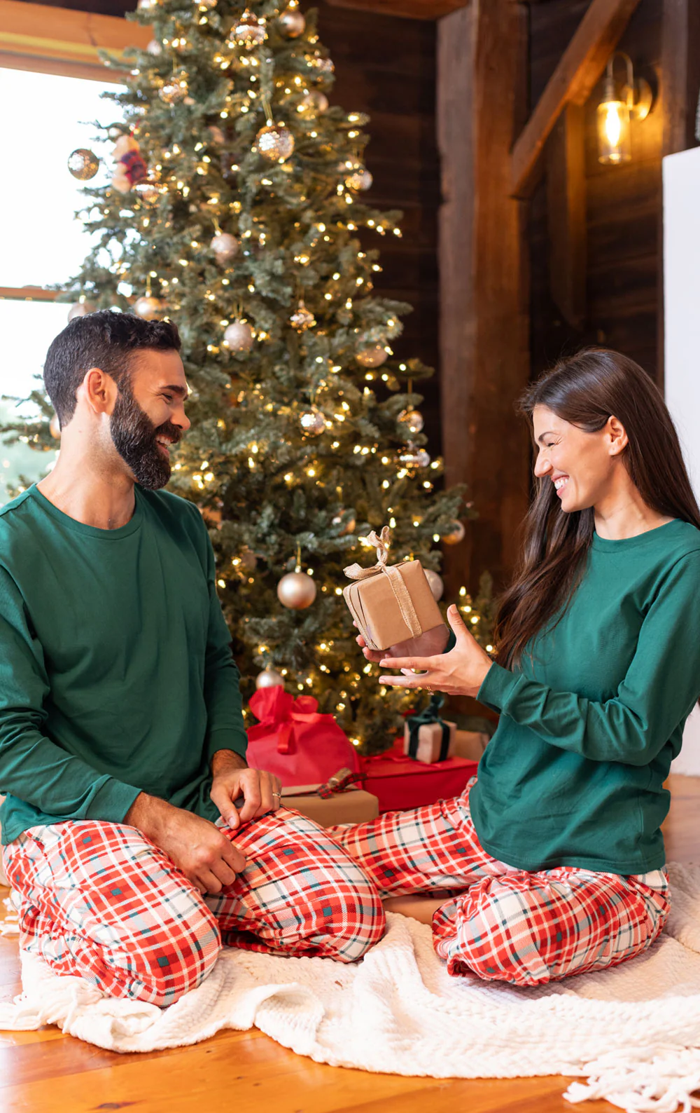 Modern Plaid Pullover Pajamas - Image 4