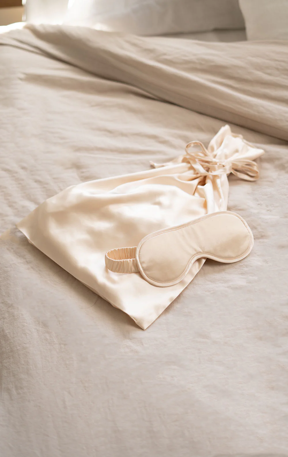 Smooth Seduction Satin 4-Piece Set - Image 10